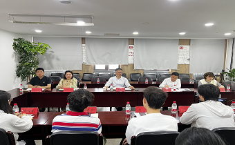 “新”聲｜華新機(jī)電召開青年職工座談會(huì)